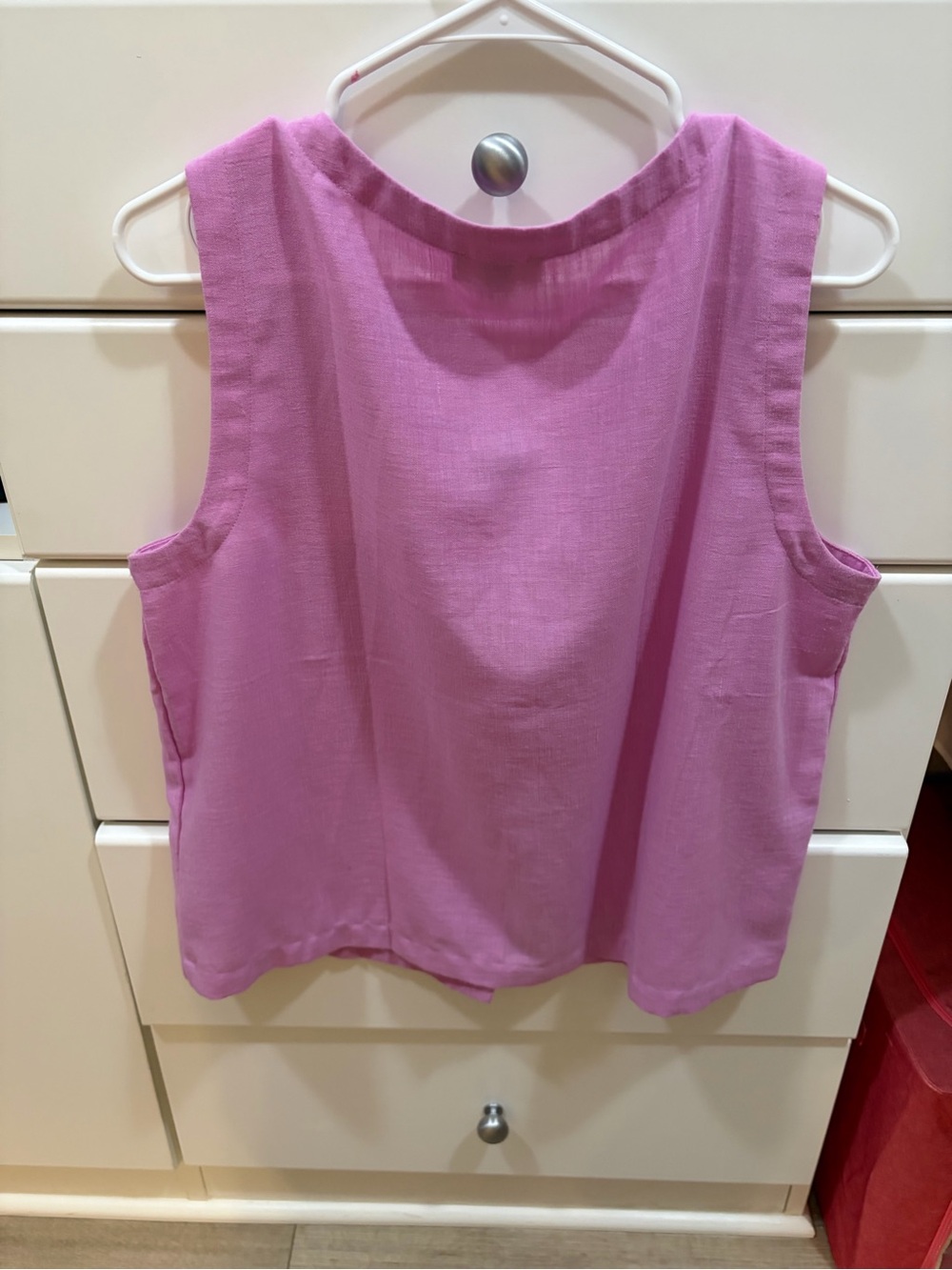 LOFT Sleeveless Button-Front Top in Lavender - Picture 4 of 4